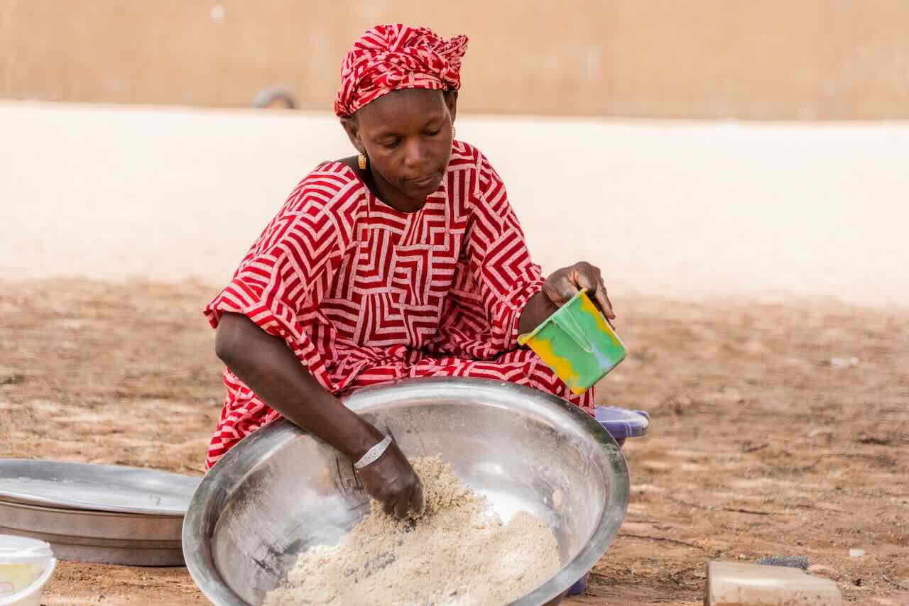 Alimenter des cantines scolaires pour lutter contre la malnutrition aiguë au Sénégal